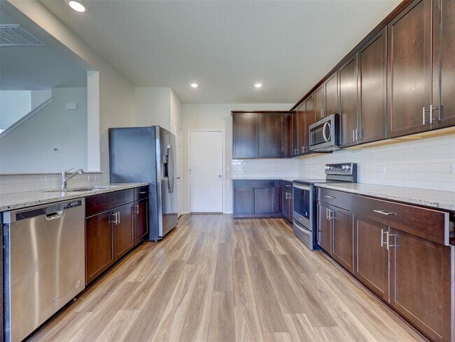 Building Photo - 116 Prairie Falcon Wy