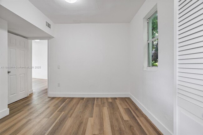 Building Photo - 1601 NW 50th St