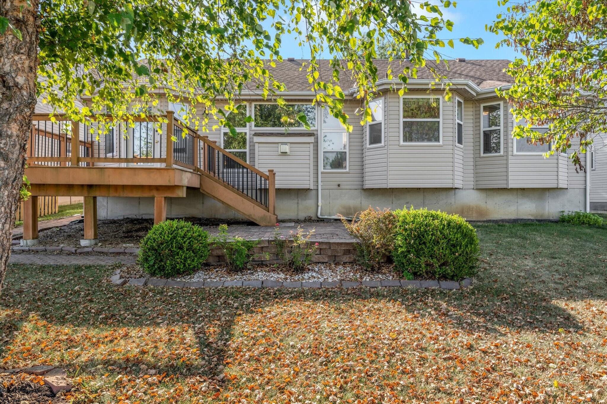 Building Photo - 1583 Briarchase Dr