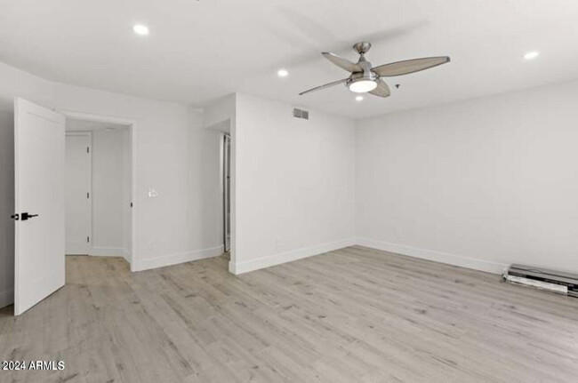 Building Photo - 5104 N 32nd St