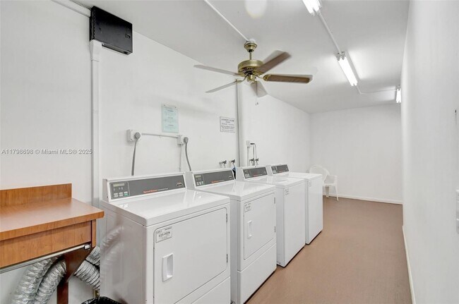 Building Photo - 13475 SW 9th St