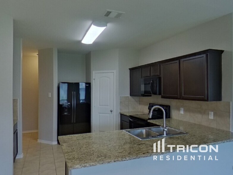Building Photo - 2721 Swift Creek Dr
