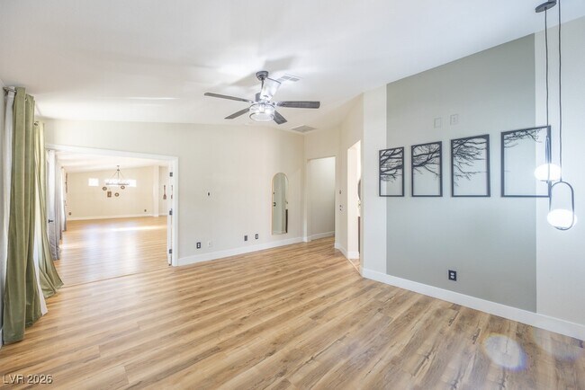 Building Photo - 8217 Cabin Springs Ave