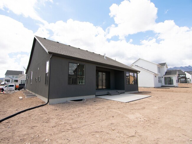 Building Photo - New 3-Bed Eagle Mountain Home!!