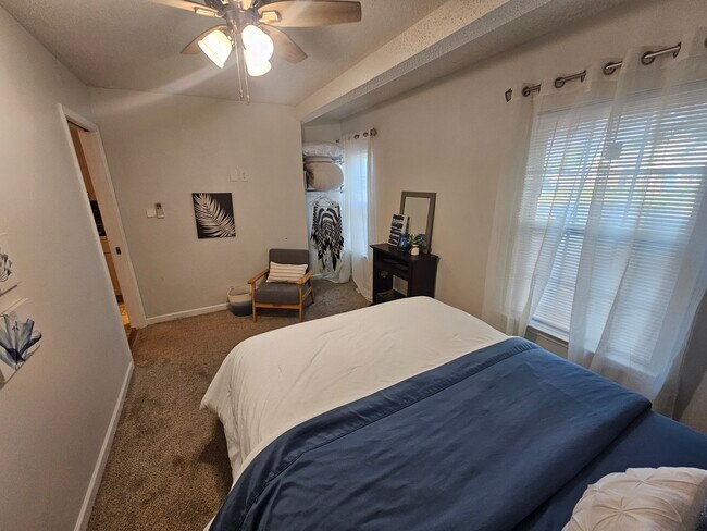 Building Photo - 104 Timberwood Ln