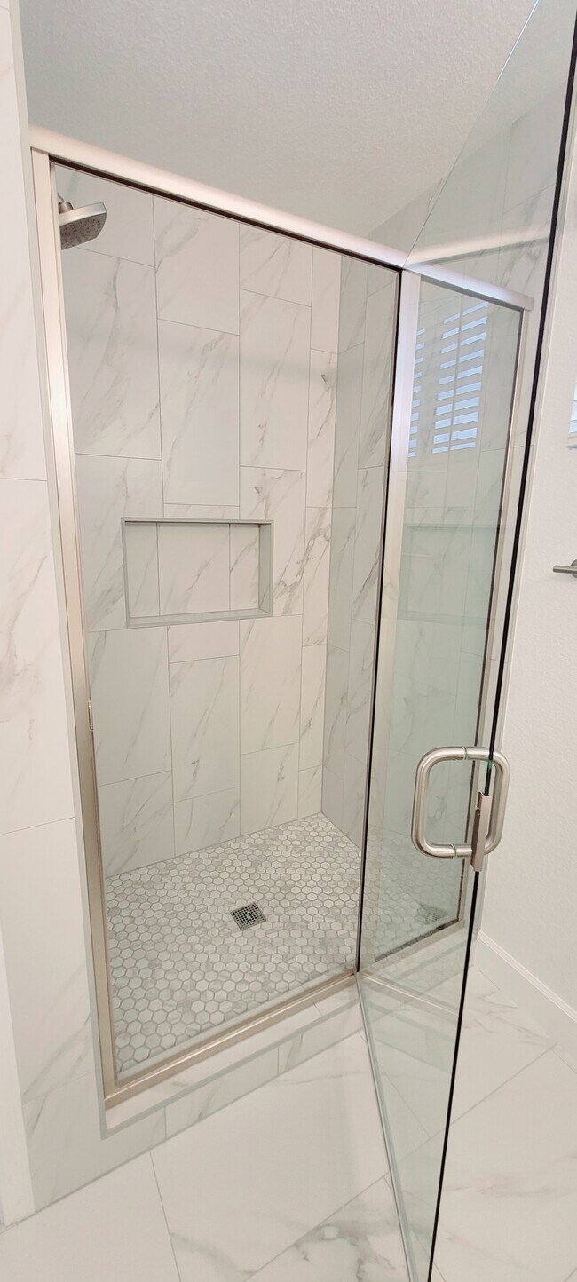 Building Photo - 2980 N 152nd Ln