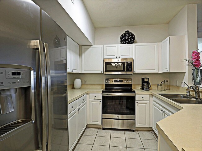 Building Photo - 15645 Ocean Walk Cir