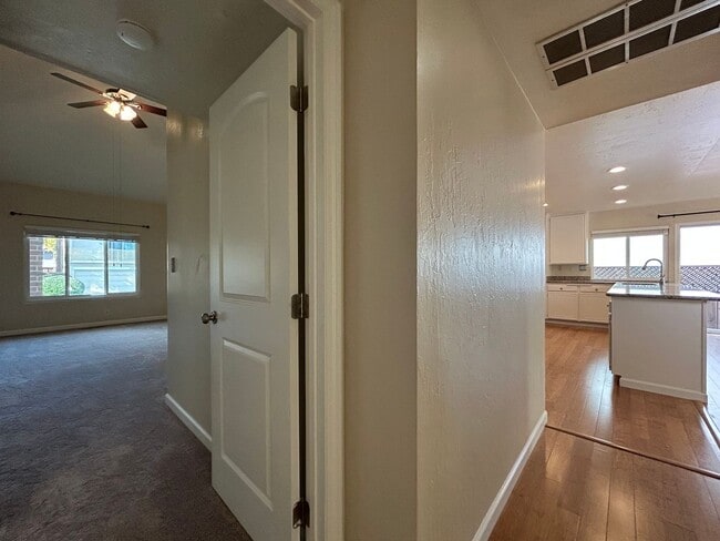 Building Photo - Sought after Concord Crossings Community 4...