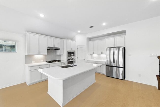 Building Photo - 140 Periwinkle Ln