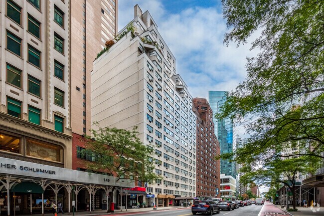 Primary Photo - Gotham Towne House