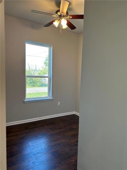 Building Photo - 3033 Pauger St