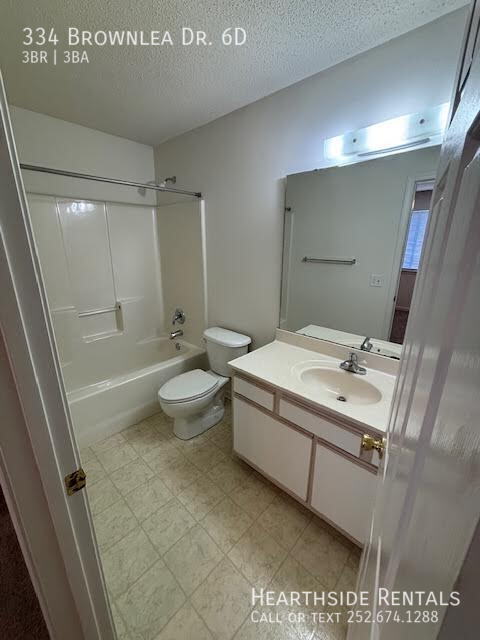 Building Photo - 334 Brownlea Dr
