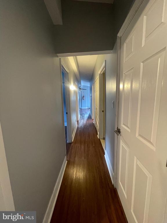 Building Photo - 1229 Crawford Dr