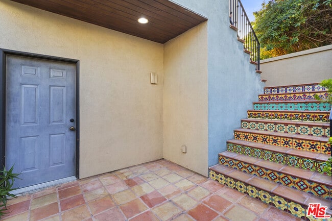 Building Photo - 4182 Irving Pl