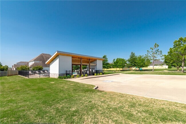 Building Photo - 4759 Townbridge Drive