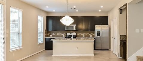Building Photo - 14350 Persimmon Woods Dr