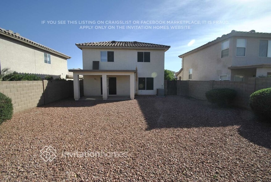 Building Photo - 11822 W Poinsettia Dr