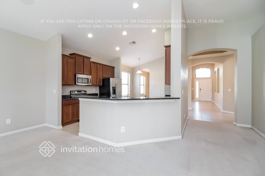 Building Photo - 7104 Harvest Glen Ln