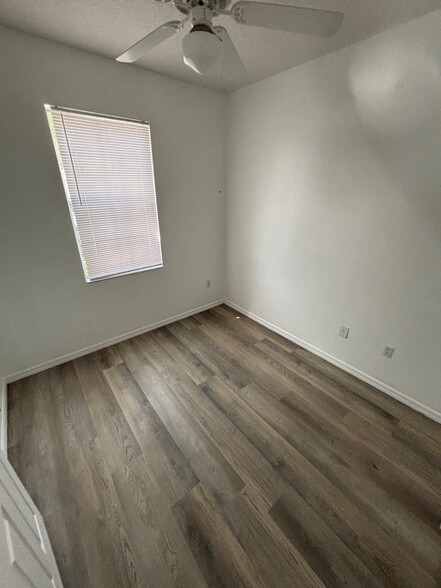 Building Photo - 5155 Regatta Dr