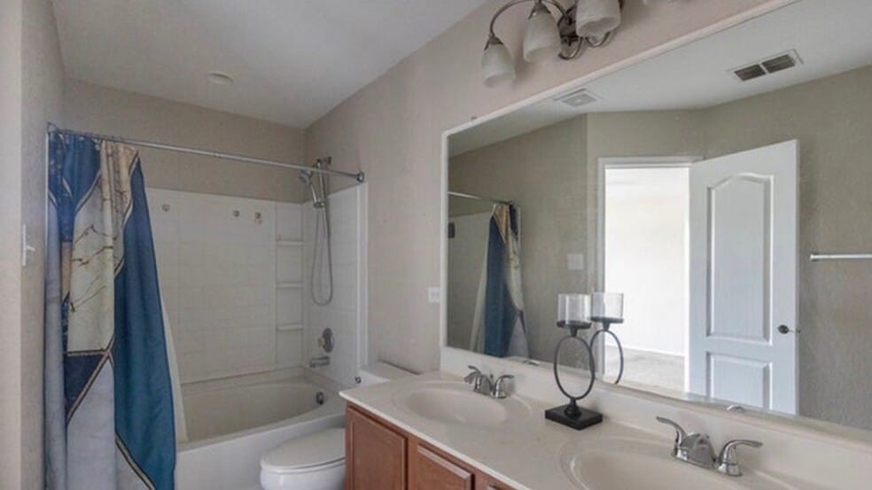 Building Photo - 1118 Sundance Fort