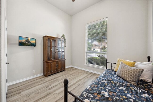 Building Photo - 25619 Poerner Trail