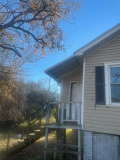 Building Photo - 140 8th St