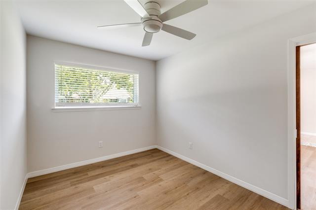 Building Photo - 3837 Clubway Ln