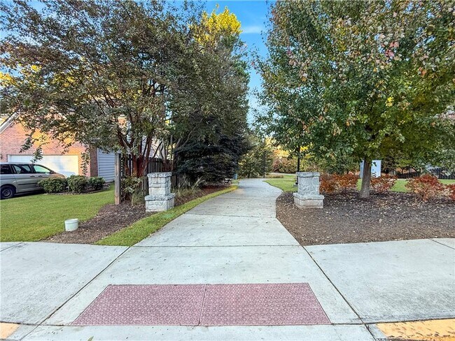 Building Photo - 3644 Willbrooke Run