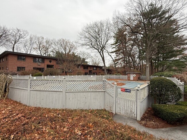 Building Photo - 1325 Worcester Rd