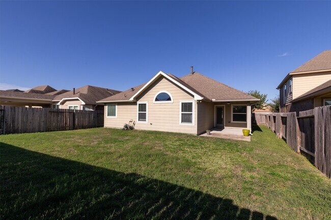 Building Photo - 13011 Thorn Valley Ct