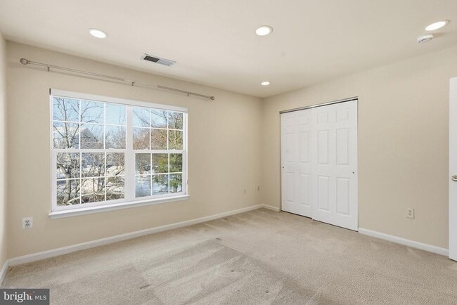 Building Photo - 12212 Densmore Ct