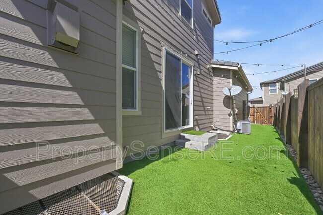 Building Photo - 13788 Tall Oaks Loop