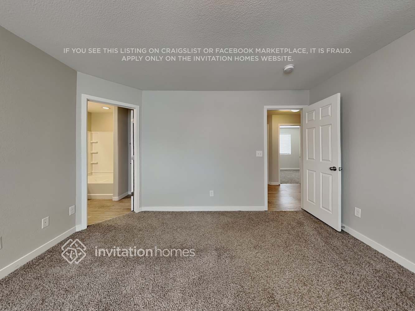 Building Photo - 4059 Creek Legend View