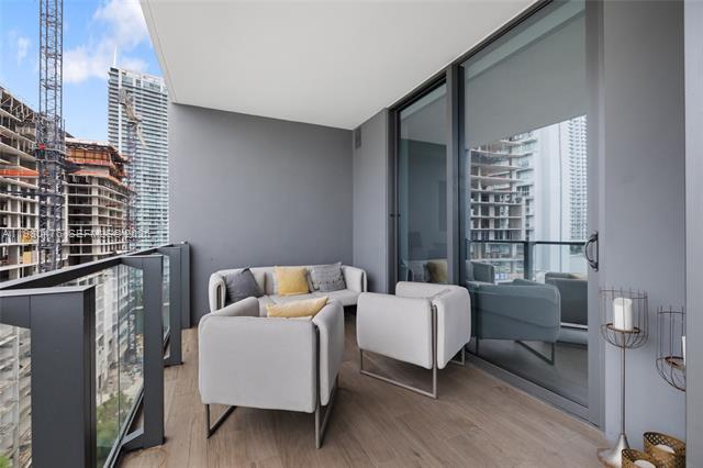 Building Photo - 88 SW 7th St