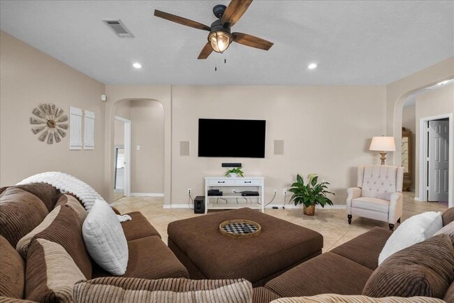 Building Photo - 2875 Torano Cir