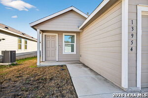 Building Photo - 13954 Bull Cv