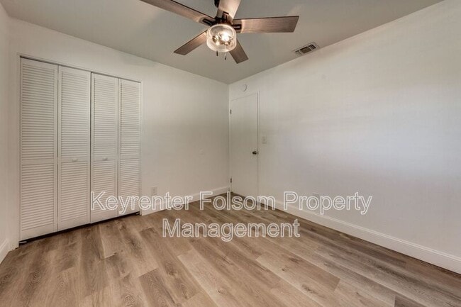 Building Photo - 5800 Deary Way