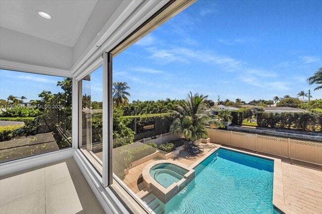 Building Photo - 1700 Cleveland Rd