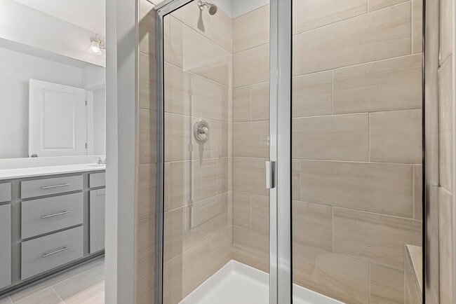 Building Photo - Just Listed! Beautiful 3BR/3.5BA Townhome + $500 Off First Month's Rent