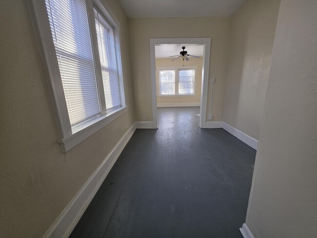 Building Photo - 1515 Taylor Ave