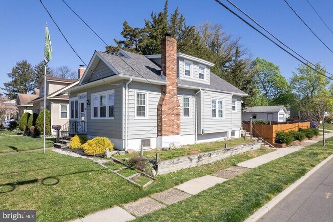 Building Photo - 57 Ridgeway Ave
