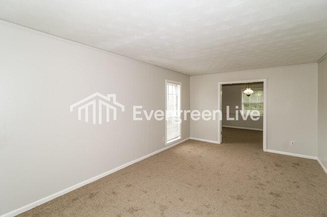 Building Photo - 5013 Knight Arnold Rd