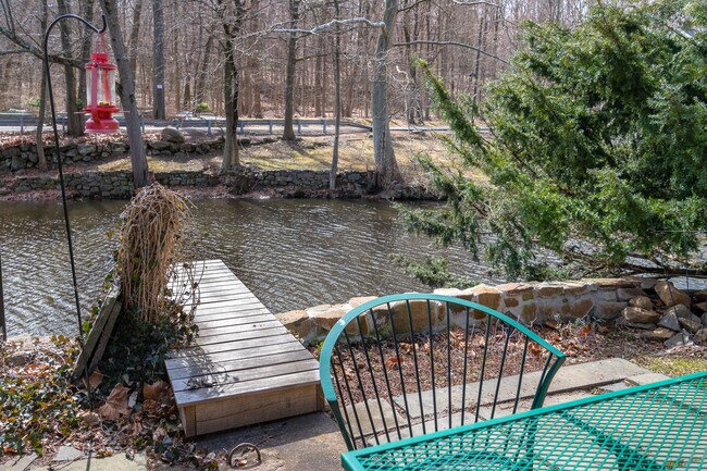 Building Photo - 235 Piermont Ave