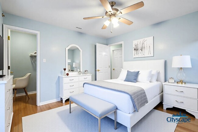 Building Photo - ADORABLE COTTAGE IN MIDLOTHIAN WITH GREAT ...