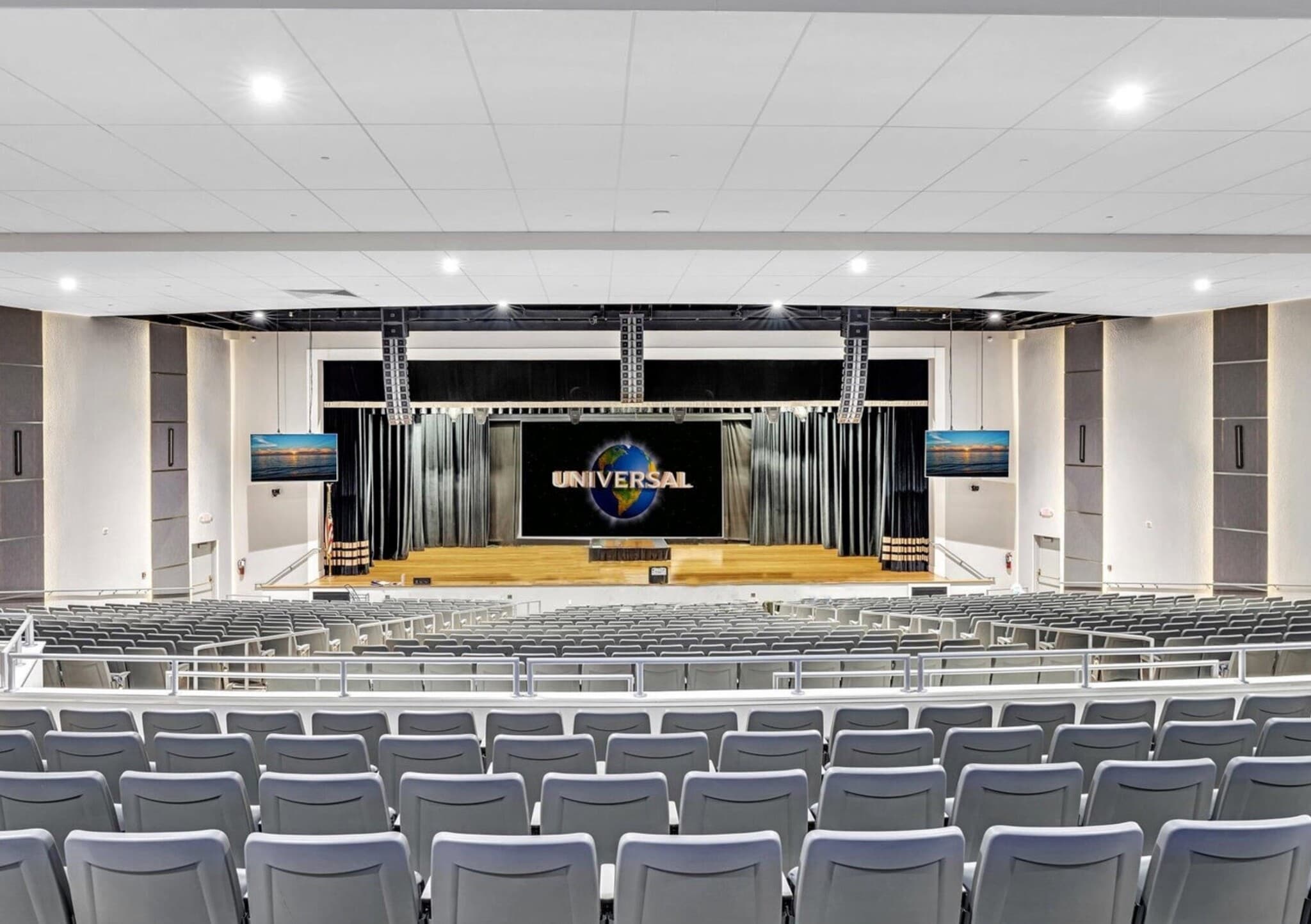 On site theater - 2012 Hythe A