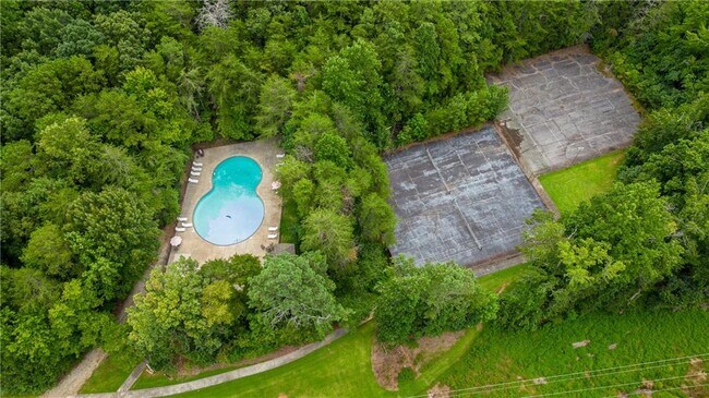Building Photo - 3346 Cove Overlook Rd