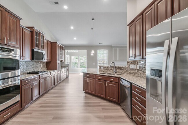 Building Photo - 3048 Arsdale Rd