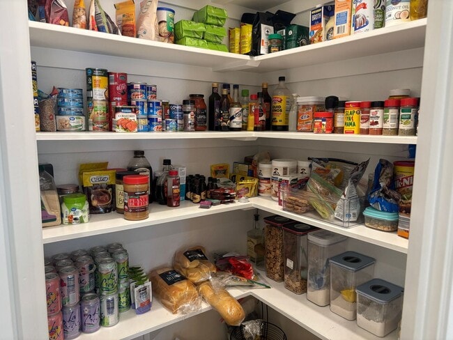 Building Photo - 17096 Avocet Dr