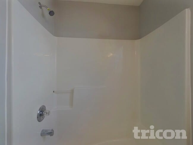 Building Photo - 434 Tribune Dr