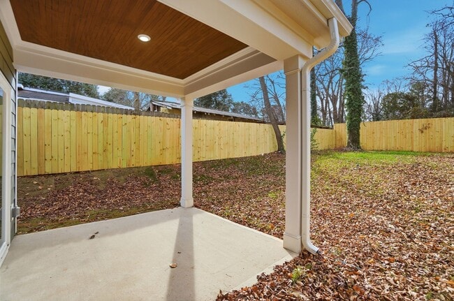 Building Photo - Bright & Modern New Construction Townhome